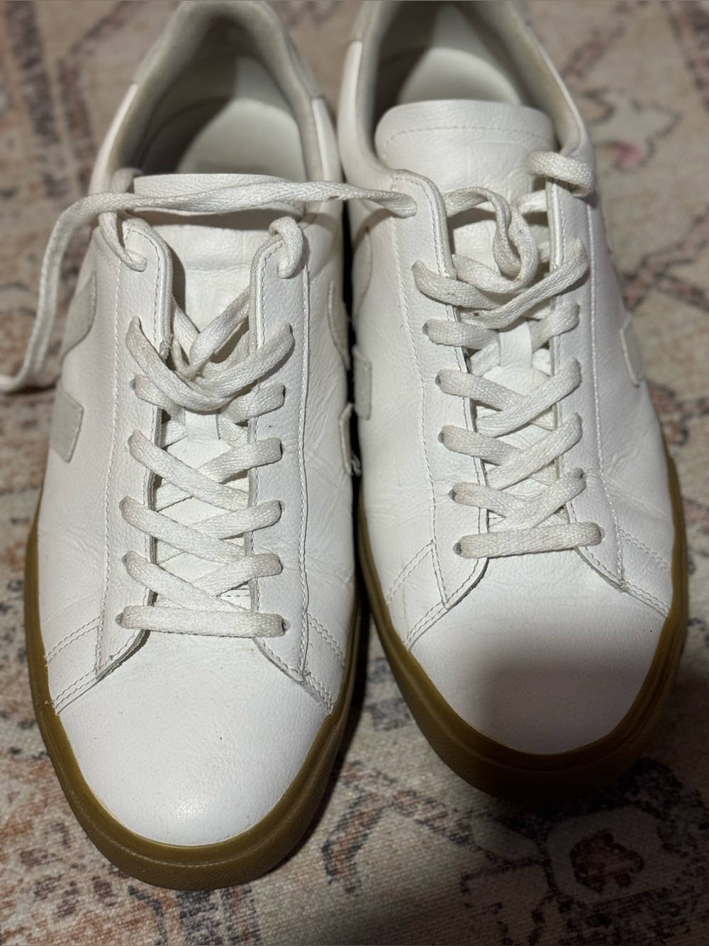 VEJA White Leather Men’s Sneakers with Gum Sole